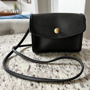 Vintage Coach Chrystie Bag Style 9892 - Black with Brass Springlock - 1994 USA